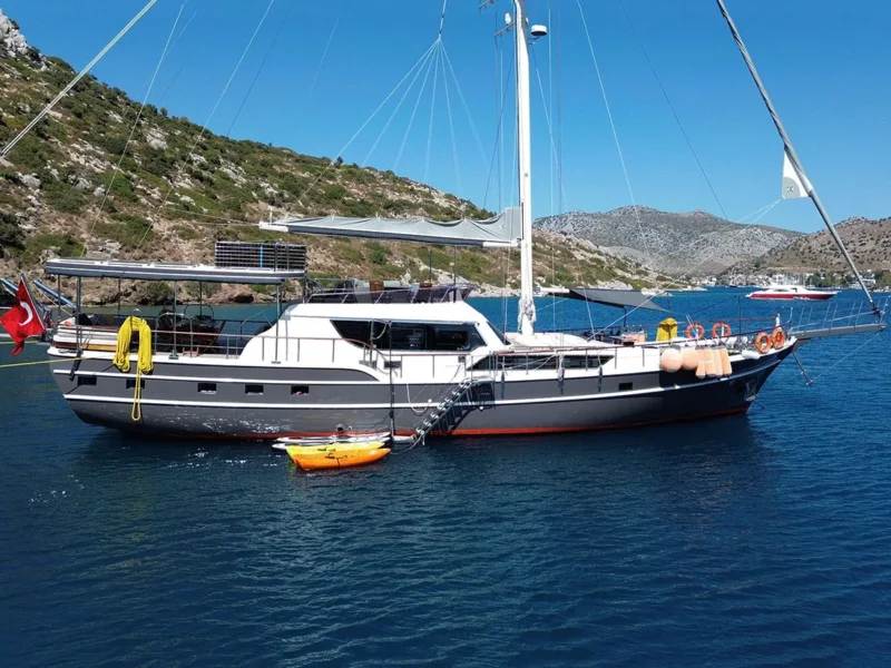 Gulet Arni özel yat kiralama Göcek mavi yolculuk