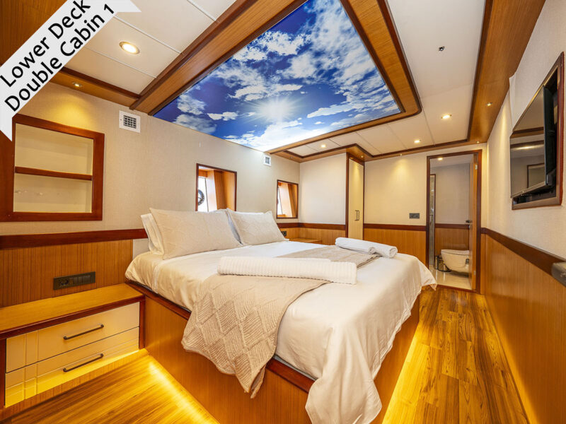 Lila trawler Fethiye kiralık motoryat iç mekan double kabin 1