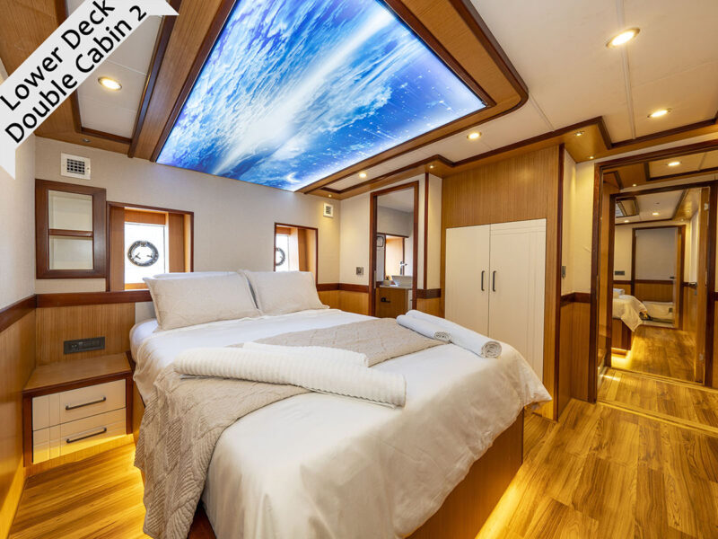 Lila trawler Fethiye kiralık motoryat iç mekan double kabin 2