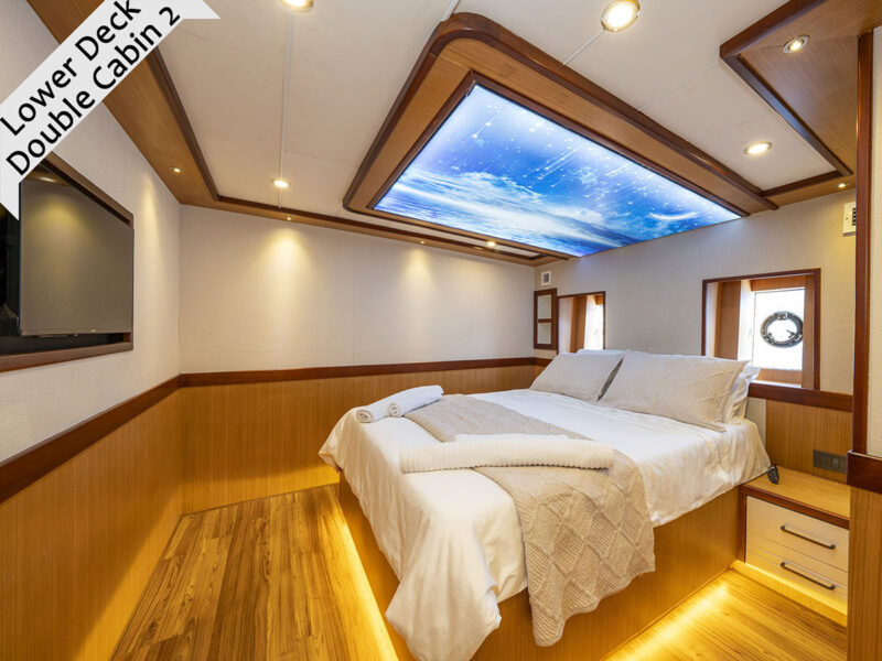 Lila trawler Fethiye kiralık motoryat iç mekan double kabin 2