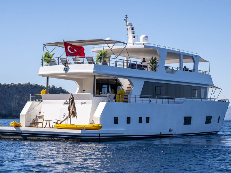 Lila trawler Fethiye motoryat kiralama