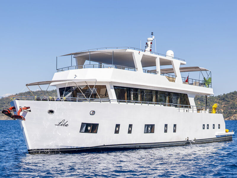 Lila trawler Fethiye motoryat kiralama