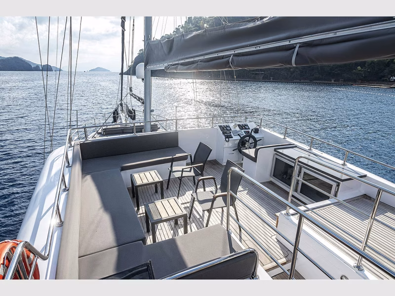 Gulet Maske-5 dış mekan üst güverte flybridge