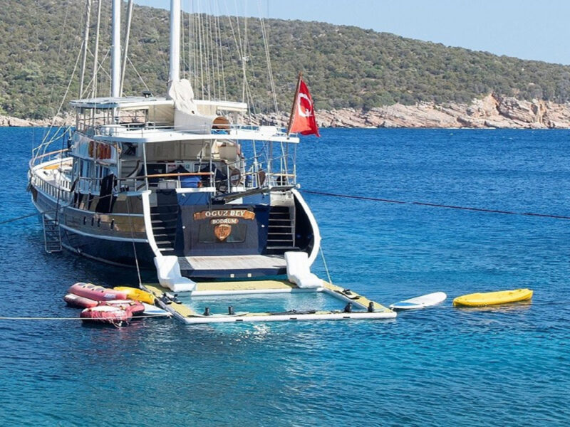 Gulet Oğuz Bey Bodrum Yat Kiralama