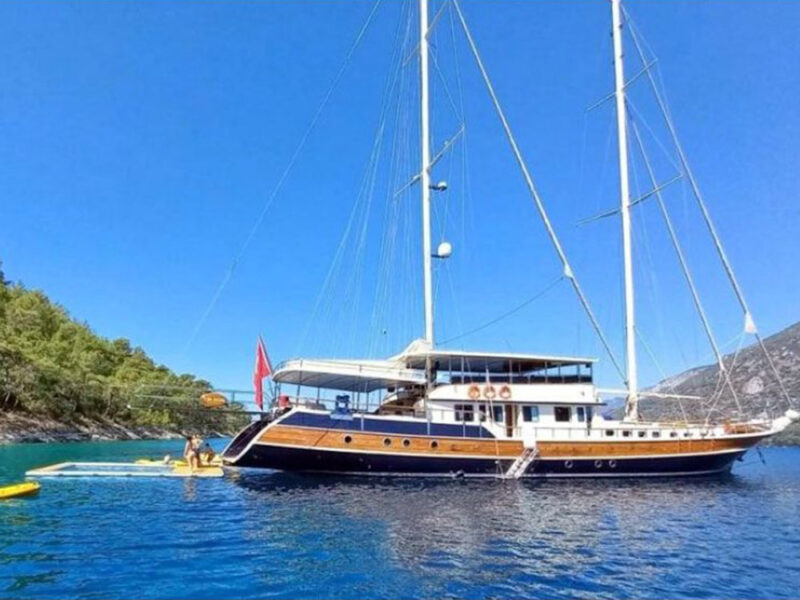 Oguz Bey Gulet dış görüntü sancak tarafı