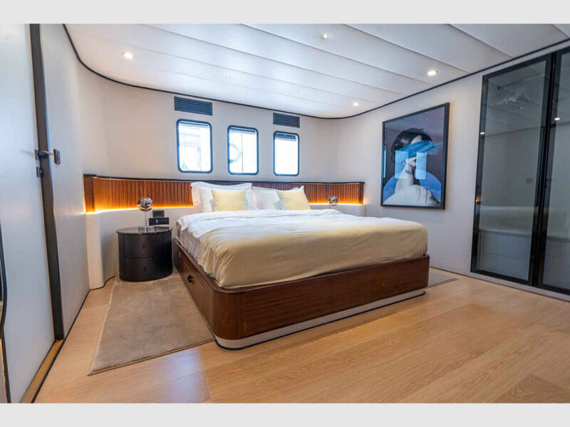 De Love kiralık yat iç mekan double VIP kabin