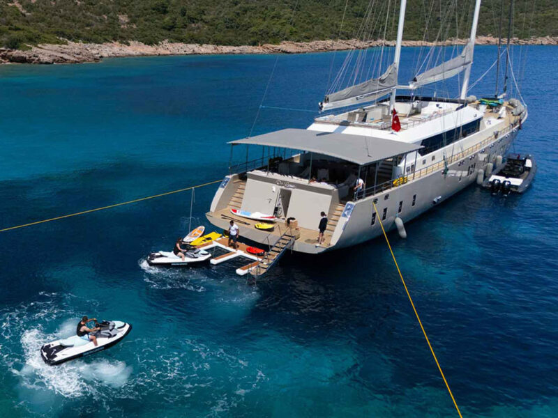 De Love kiralık yat dış mekan yüzme platformu ve su oyuncakları