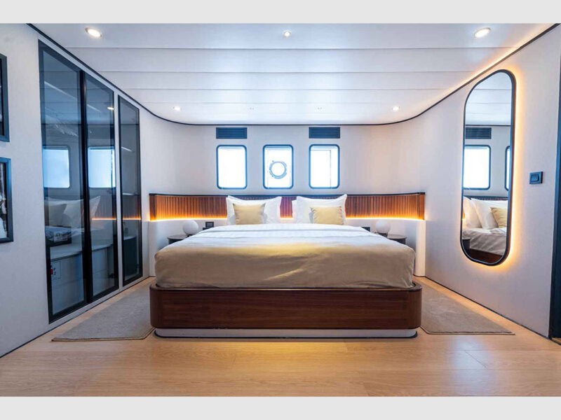 De Love kiralık yat iç mekan double VIP kabin