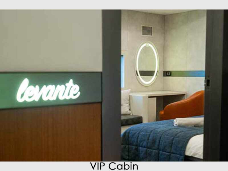 MS North Wind iç mekan VIP kabine giriş