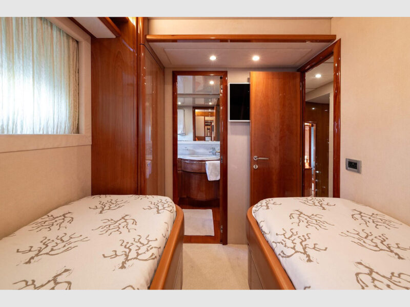 twin cabin