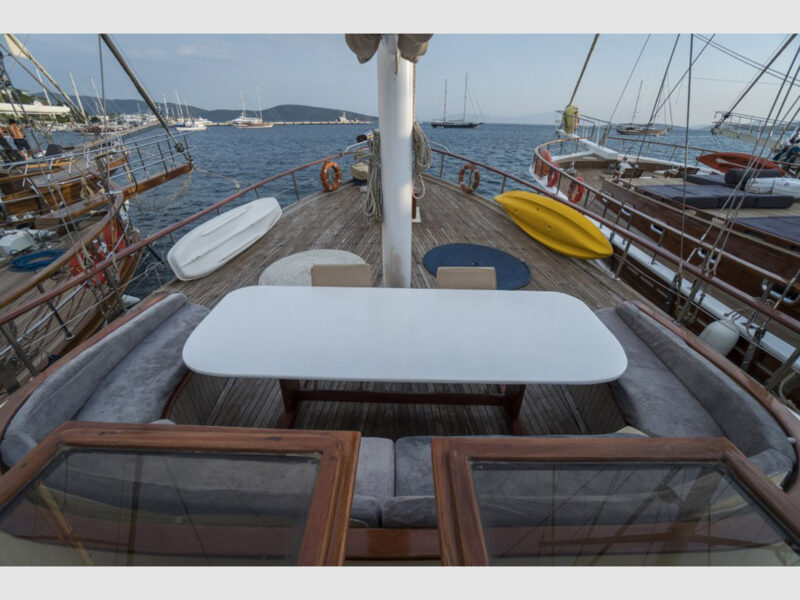 gulet optimist forward deck