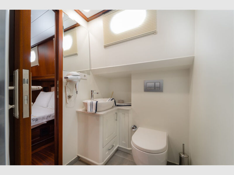 Emine Gulet İç Mekan Double Kabin Banyo