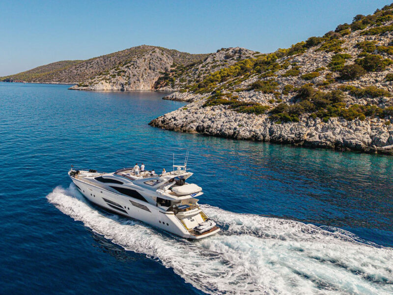 Why Not Kiralık Motoryat Dominator 780S yat kiralama Atina