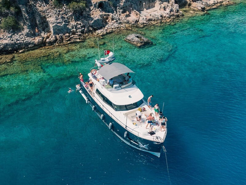 Ölüdeniz Tekne Turu Motoryat Azimut Magellano 53