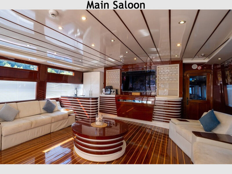 Esma Sultan gulet iç mekan ana salon
