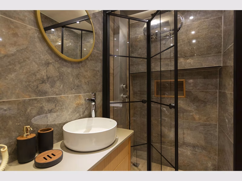 Diva Deniz gulet iç mekan twin kabin banyo