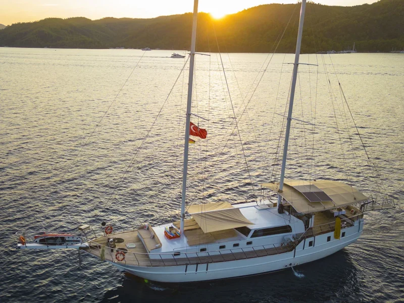Flores gulet kiralık yat Fethiye Göcek
