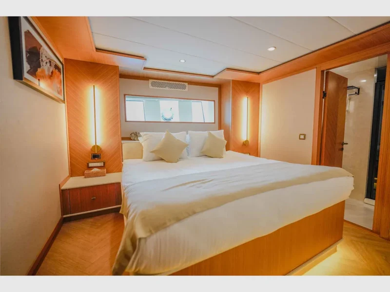 King of The Sea gulet kiralık yat iç mekan double kabin