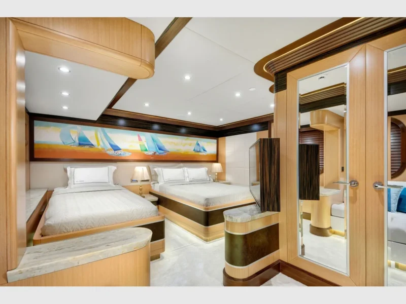 Meira motorsailer yat, iç mekan twin kabin