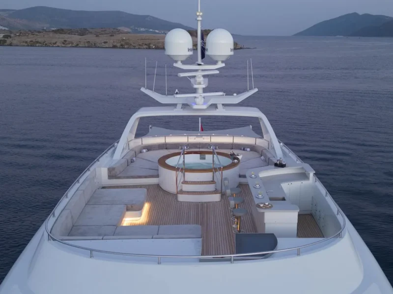 Princess Melda motoryat, dış mekan sundeck drone çekimi